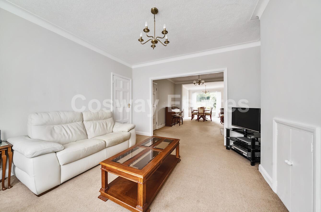 Glendor Gardens, Mill Hill